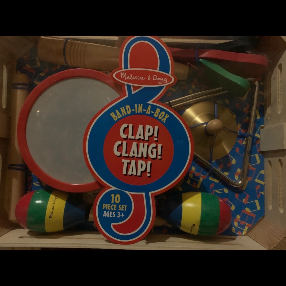 NEW Melissa & Doug Musical set